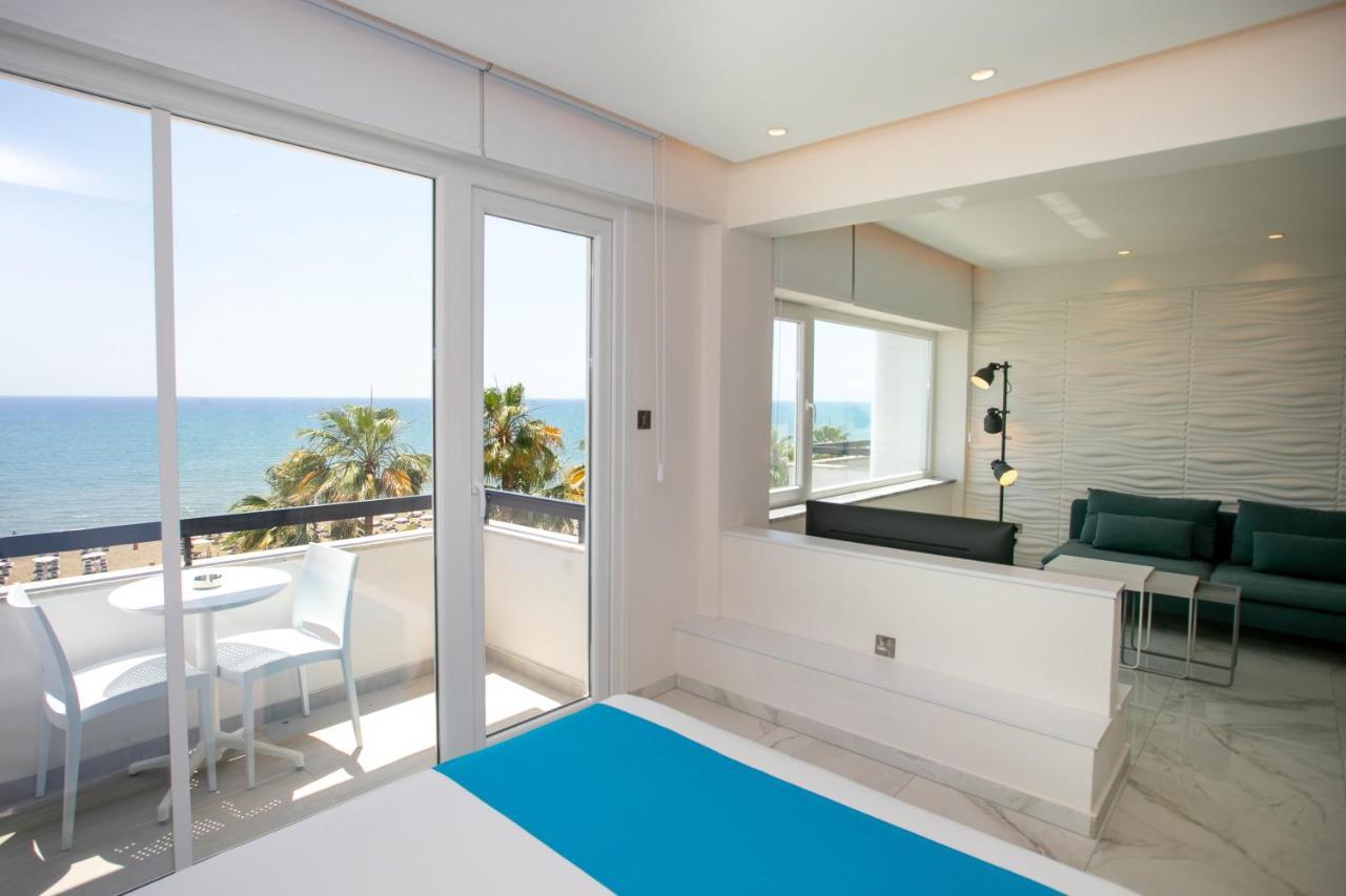 Les Palmiers Sunorama Beach Apartments لارنكا المظهر الخارجي الصورة