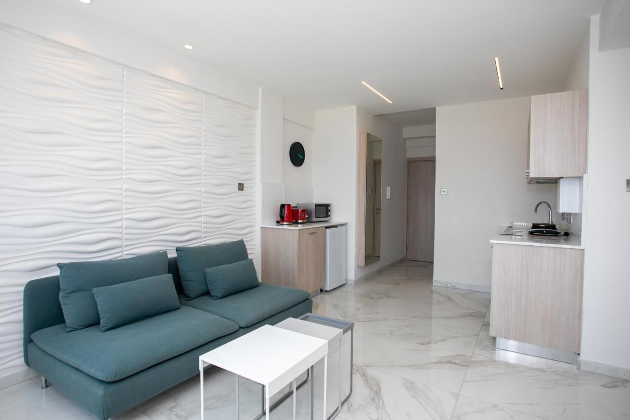 Les Palmiers Sunorama Beach Apartments لارنكا المظهر الخارجي الصورة