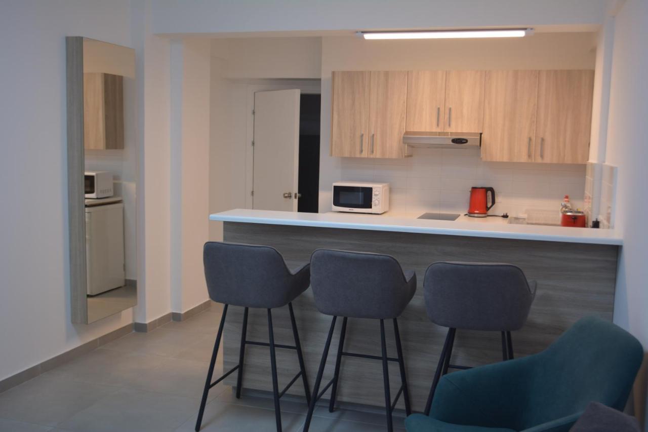 Les Palmiers Sunorama Beach Apartments لارنكا المظهر الخارجي الصورة